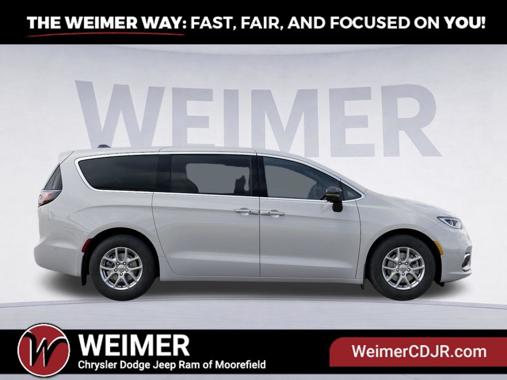 New 2025 Chrysler Pacifica Select - photo - 20