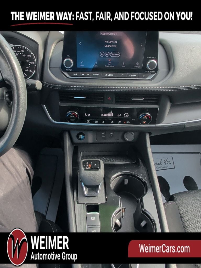 Pre-Owned 2024 Nissan Rogue SV - photo - 20