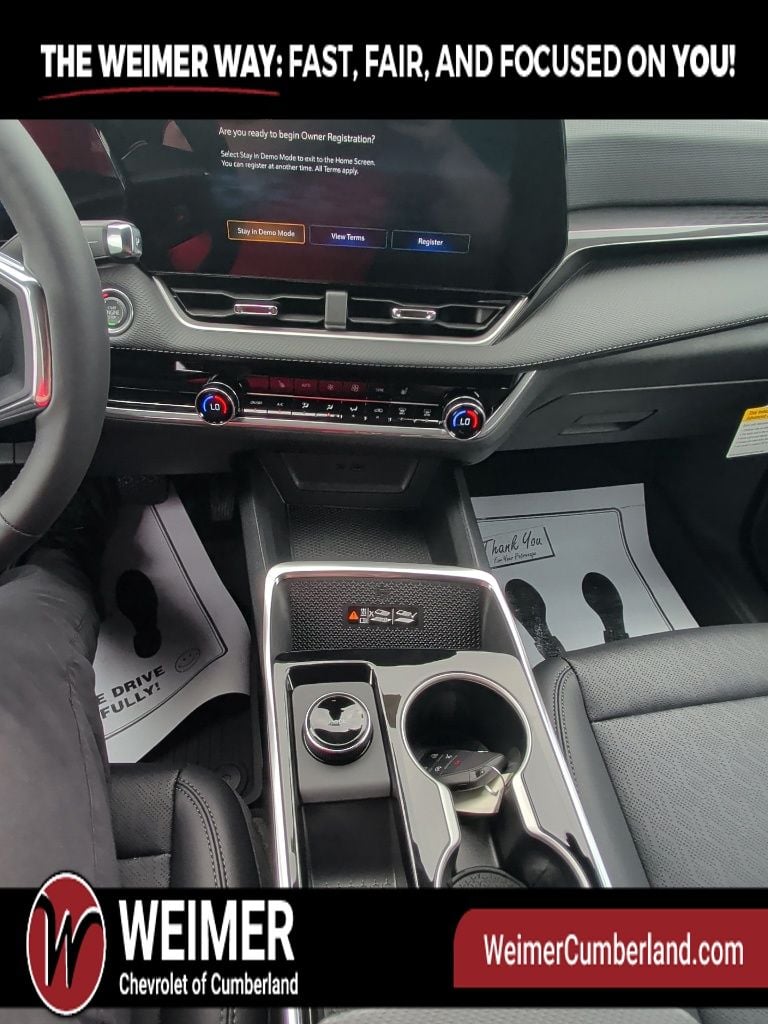 New 2027 Chevrolet Equinox LT - photo - 21