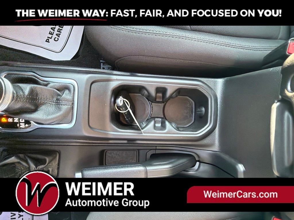 Pre-Owned 2022 Jeep Wrangler Sport - photo - 19