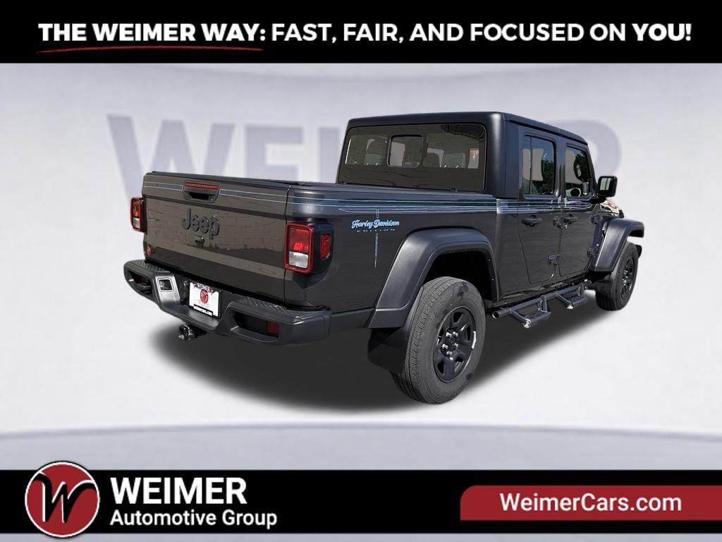 Pre-Owned 2024 Jeep Gladiator Sport - photo - 20