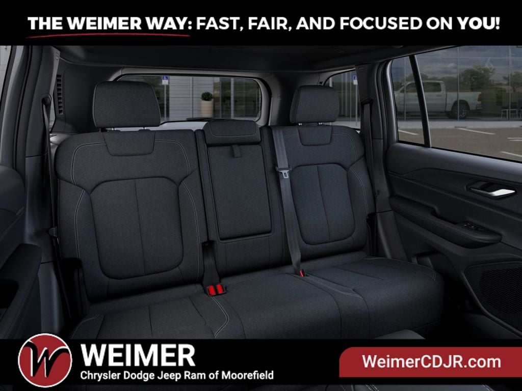 New 2026 Jeep Grand Cherokee Laredo - photo - 14
