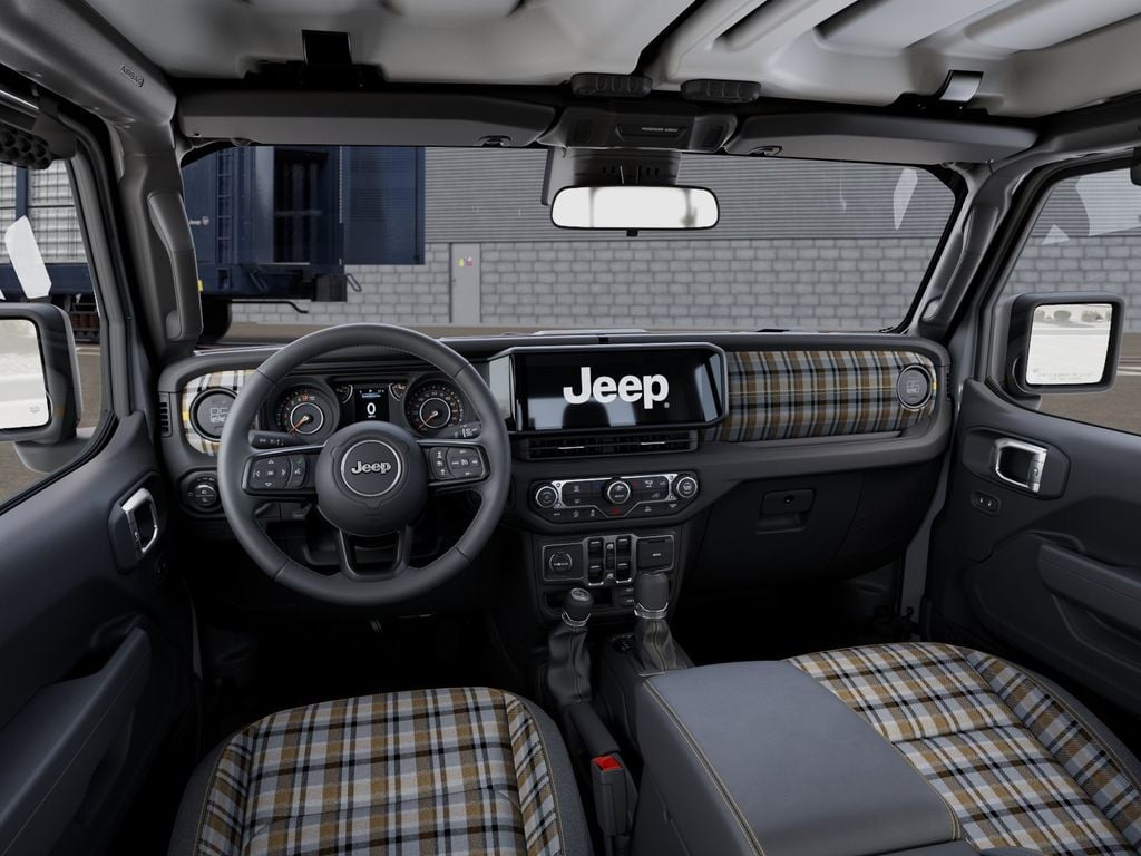 New 2026 Jeep Gladiator 85th Anniversary Edition - photo - 13