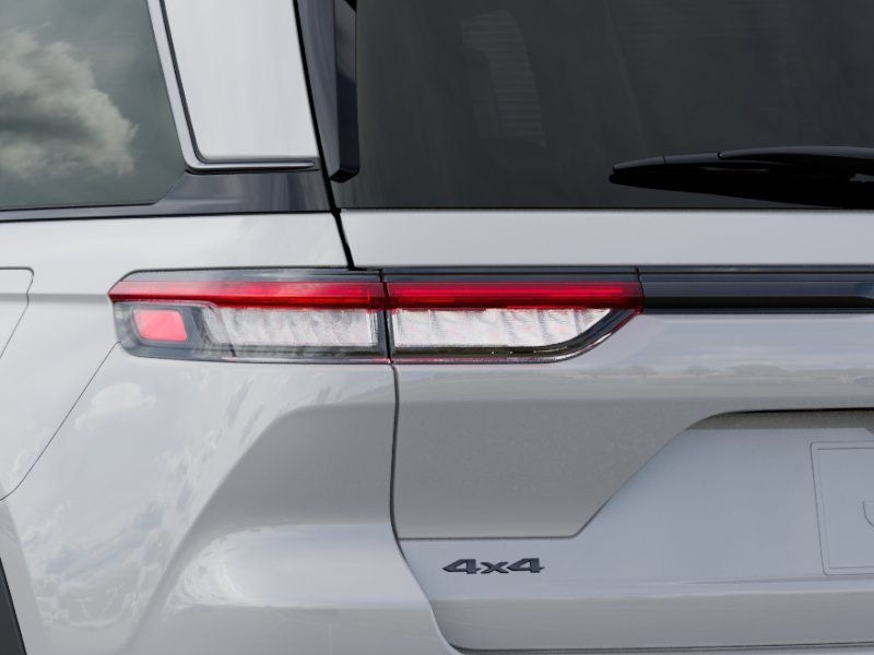 New 2026 Jeep Grand Cherokee Laredo - photo - 8