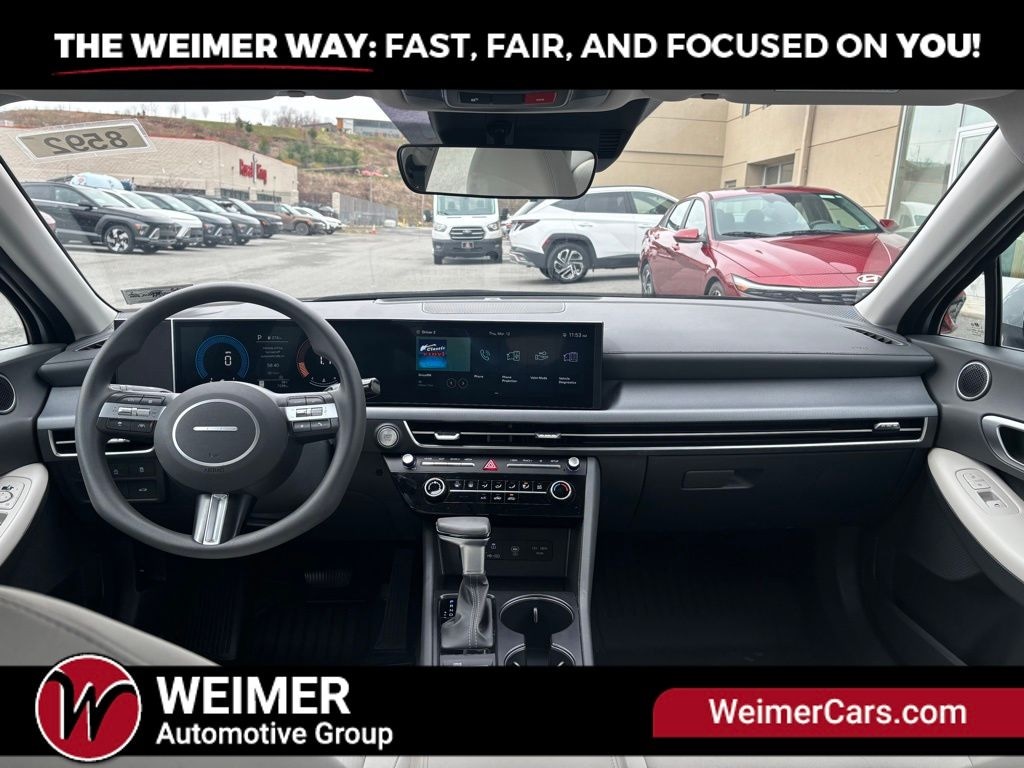 Pre-Owned 2025 Hyundai Sonata SE - photo - 8