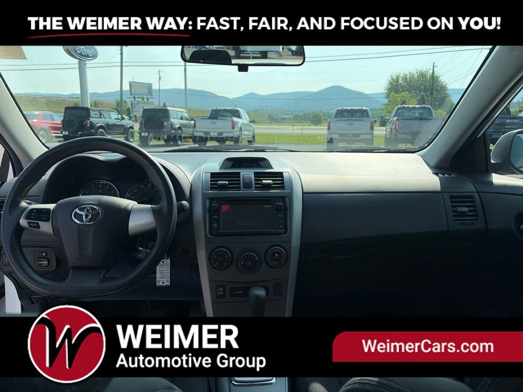 Pre-Owned 2013 Toyota Corolla S - photo - 20