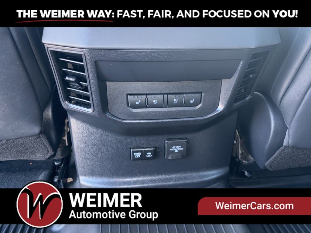 Pre-Owned 2025 Toyota Tundra Hybrid Capstone - photo - 19