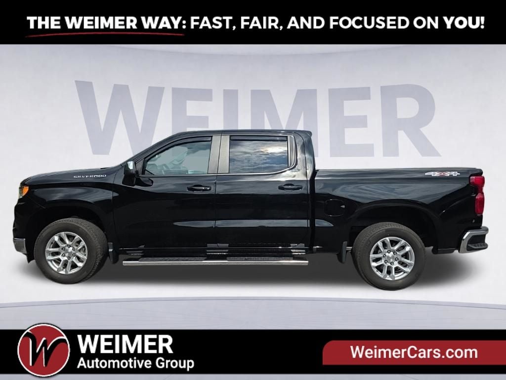 Pre-Owned 2024 Chevrolet Silverado 1500 LT - photo - 10