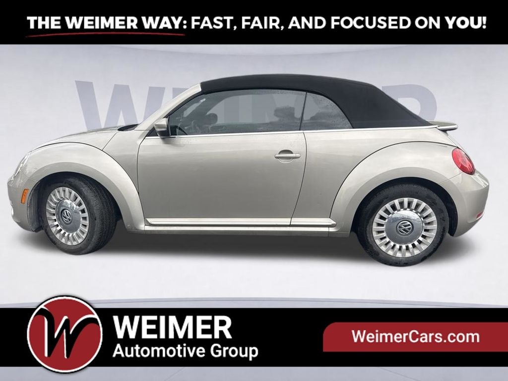 Pre-Owned 2016 Volkswagen Beetle 1.8T S - photo - 5