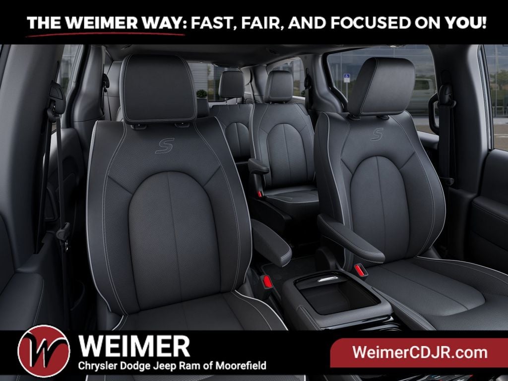 New 2027 Chrysler Pacifica Limited - photo - 15