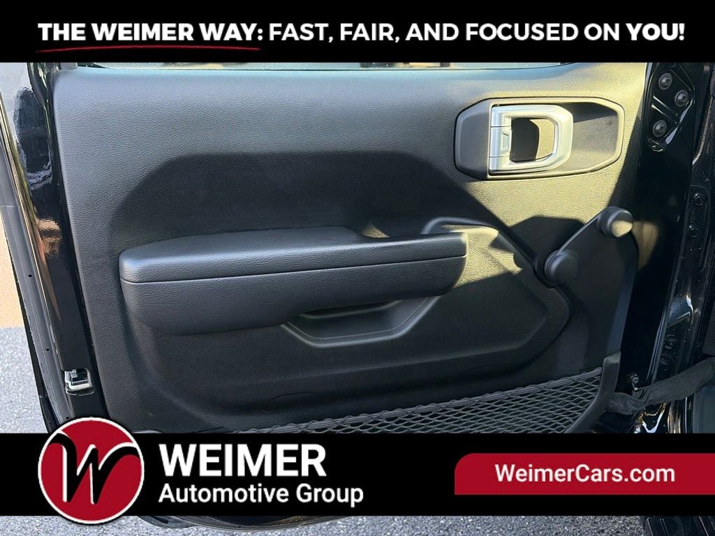 Pre-Owned 2022 Jeep Wrangler Sport - photo - 10