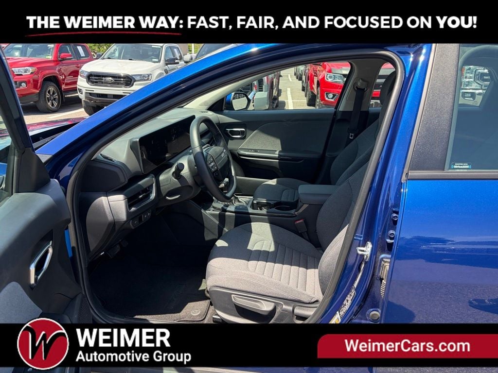 Pre-Owned 2025 Kia K4 EX - photo - 20