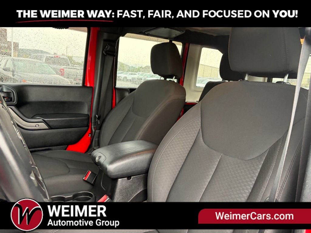 Pre-Owned 2015 Jeep Wrangler Unlimited Sport - photo - 24