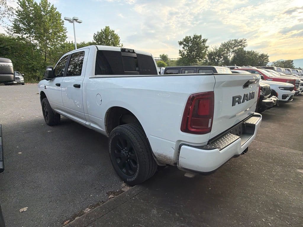 Pre-Owned 2026 Ram 2500 Big Horn - photo - 5