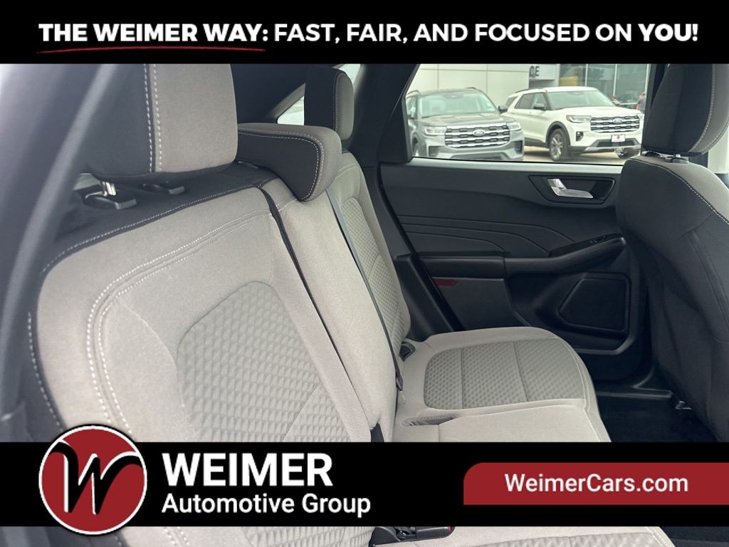 Pre-Owned 2021 Ford Escape SE - photo - 41