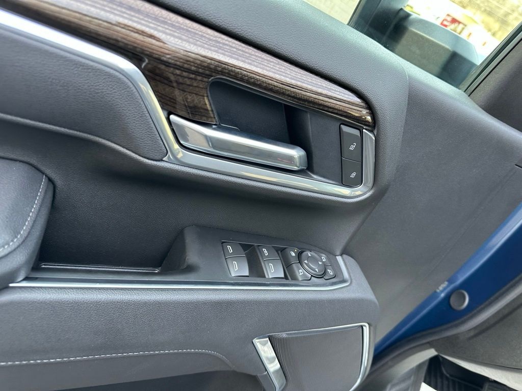 New 2025 Chevrolet Silverado 2500HD LT - photo - 6