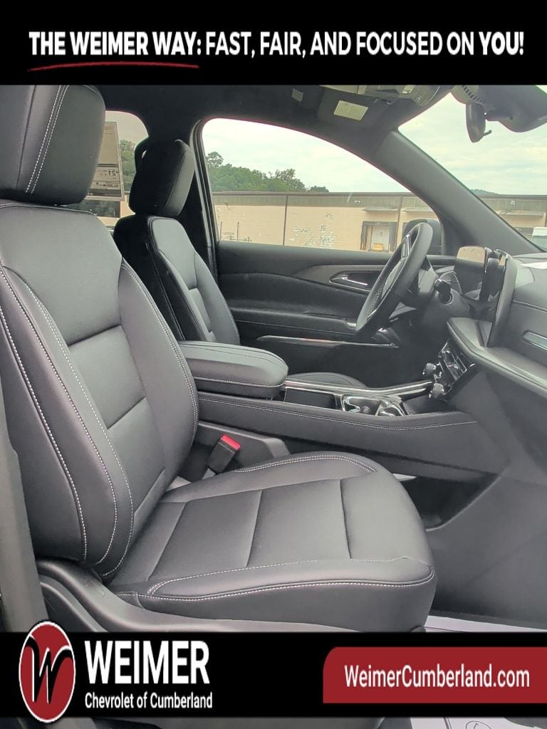 New 2026 Chevrolet Traverse LT - photo - 18