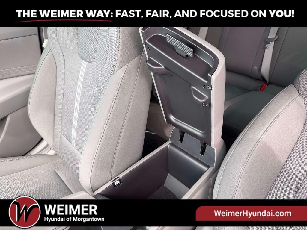 New 2026 Hyundai Elantra SE - photo - 17