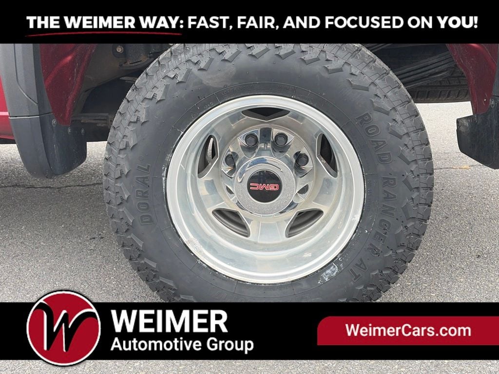 Pre-Owned 2022 GMC Sierra 3500HD Denali - photo - 9