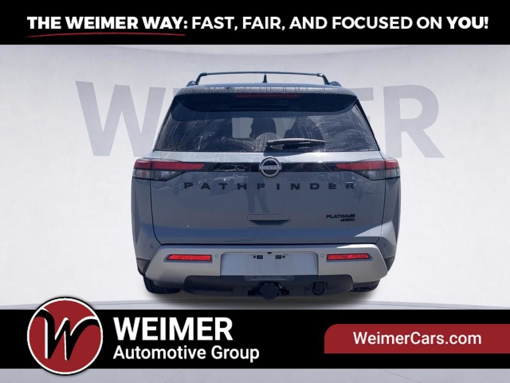 Pre-Owned 2025 Nissan Pathfinder Platinum - photo - 4