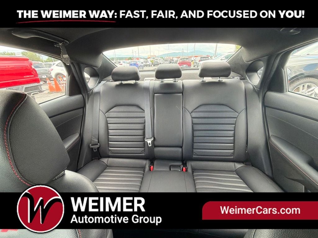 Pre-Owned 2022 Kia Forte GT - photo - 28