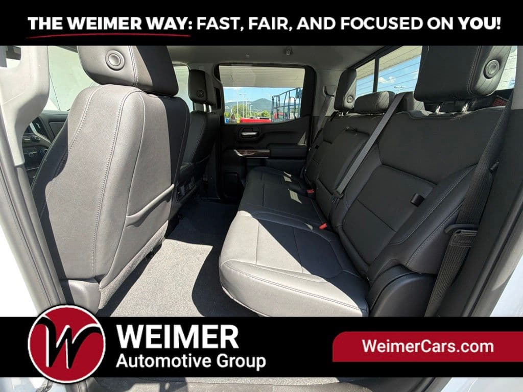 Pre-Owned 2021 Chevrolet Silverado 1500 RST - photo - 10