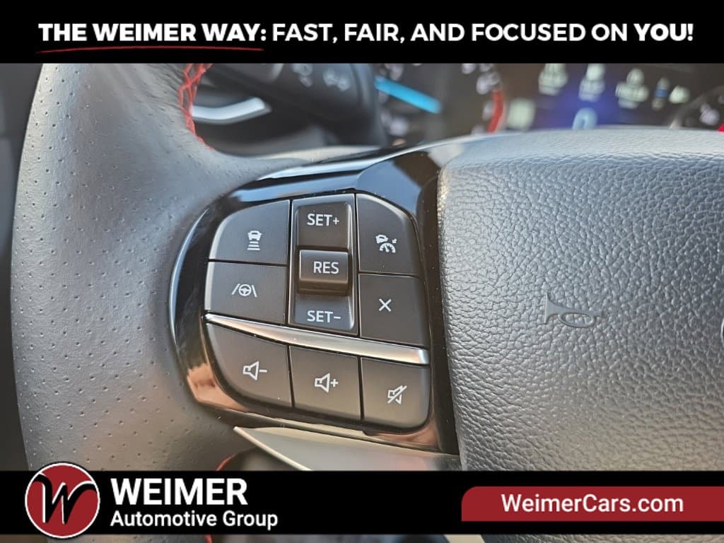 Pre-Owned 2023 Ford Explorer ST-Line - photo - 21