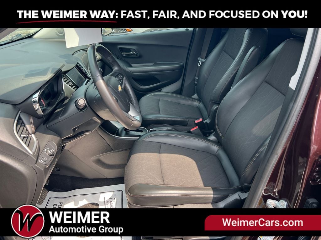 Pre-Owned 2020 Chevrolet Trax LT - photo - 9