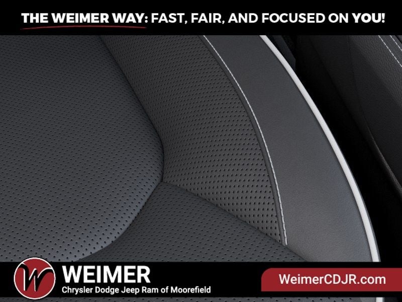 New 2027 Chrysler Pacifica Limited - photo - 19