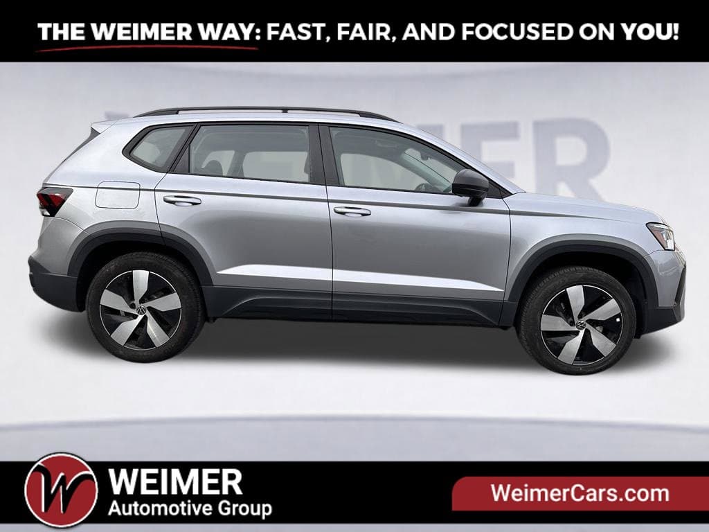 Pre-Owned 2025 Volkswagen Taos 1.5T S - photo - 6