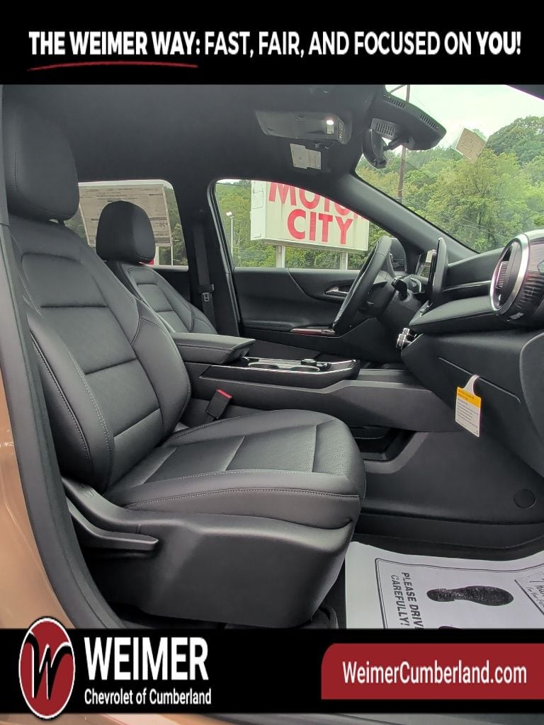New 2027 Chevrolet Equinox LT - photo - 17