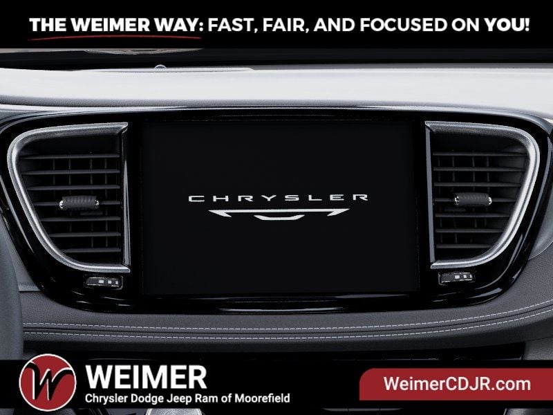 New 2027 Chrysler Pacifica Select - photo - 17