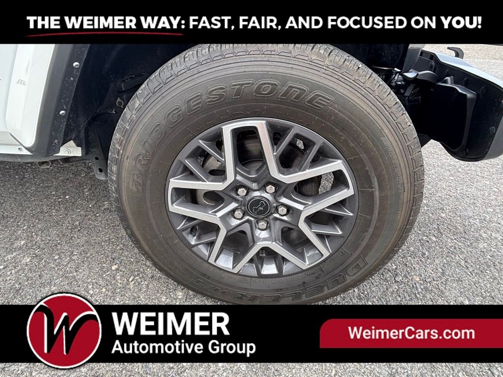 Pre-Owned 2024 Jeep Wrangler Sahara - photo - 7