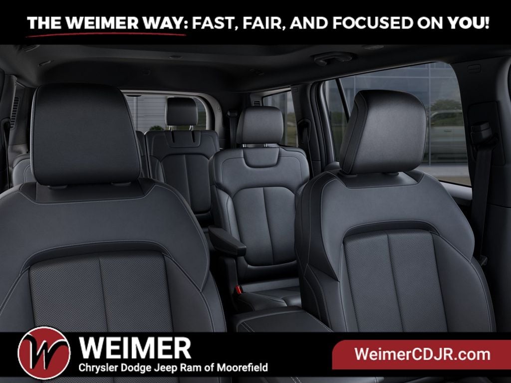 New 2026 Jeep Grand Cherokee L Limited - photo - 25
