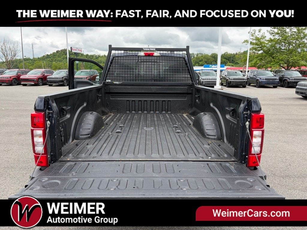 Pre-Owned 2021 Ford F-350SD Lariat - photo - 33