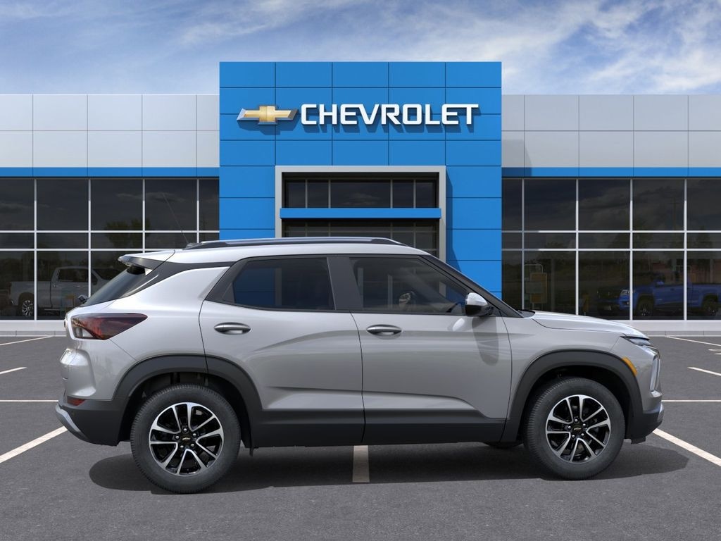 New 2026 Chevrolet TrailBlazer LT - photo - 5