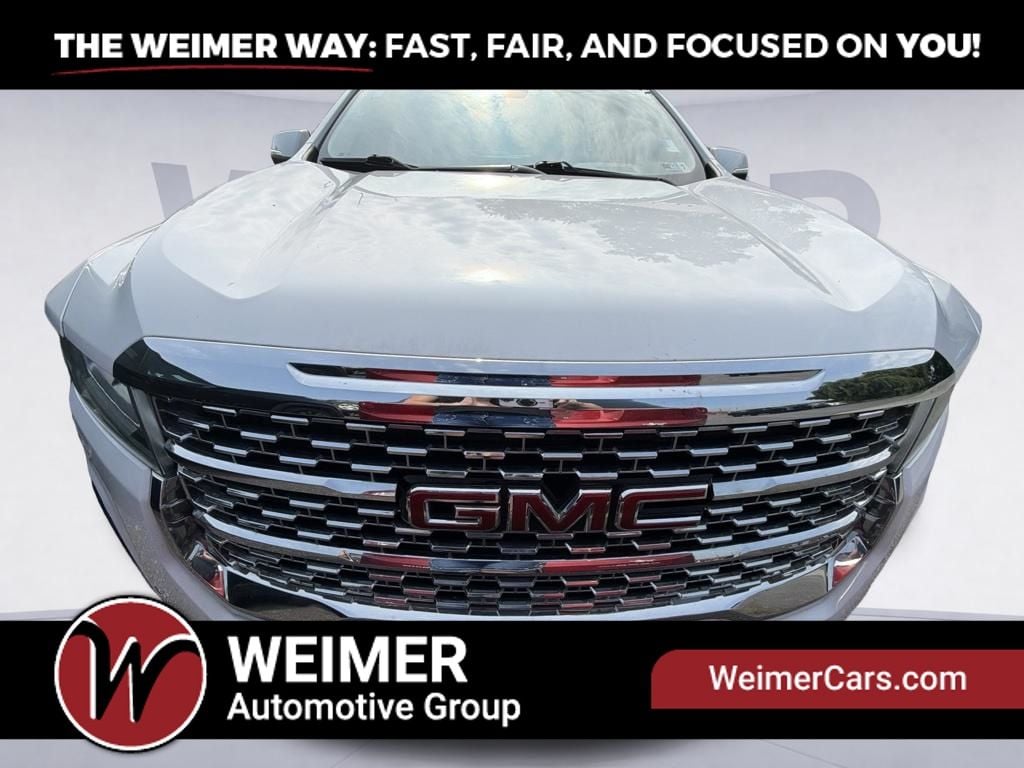 2023 GMC Acadia Denali Photo in North Moorefield WV 26836