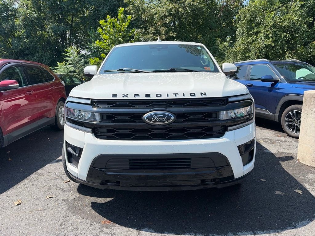 2022 Ford Expedition Max Limited Photo in North Moorefield WV 26836