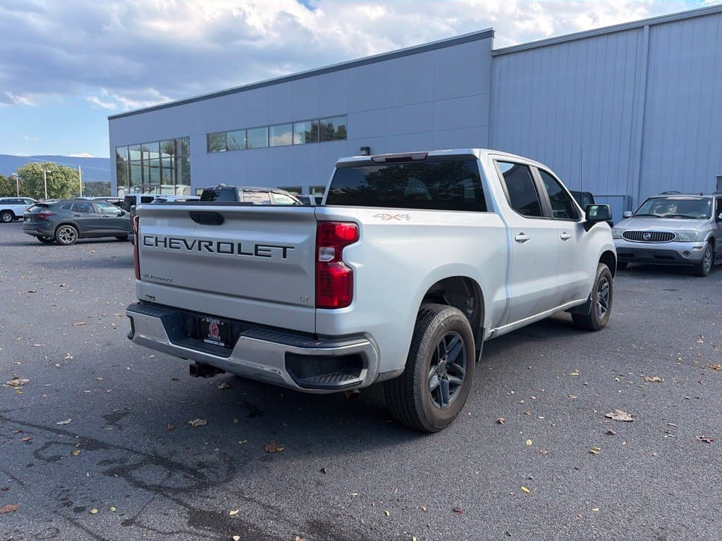 2022 Chevrolet Silverado 1500 LT Photo in Moorefield WV 26836