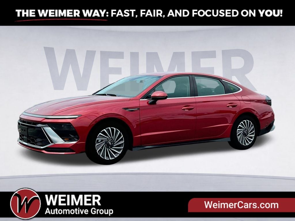 2025 Hyundai Sonata Hybrid SEL Photo in Morgantown WV 26501