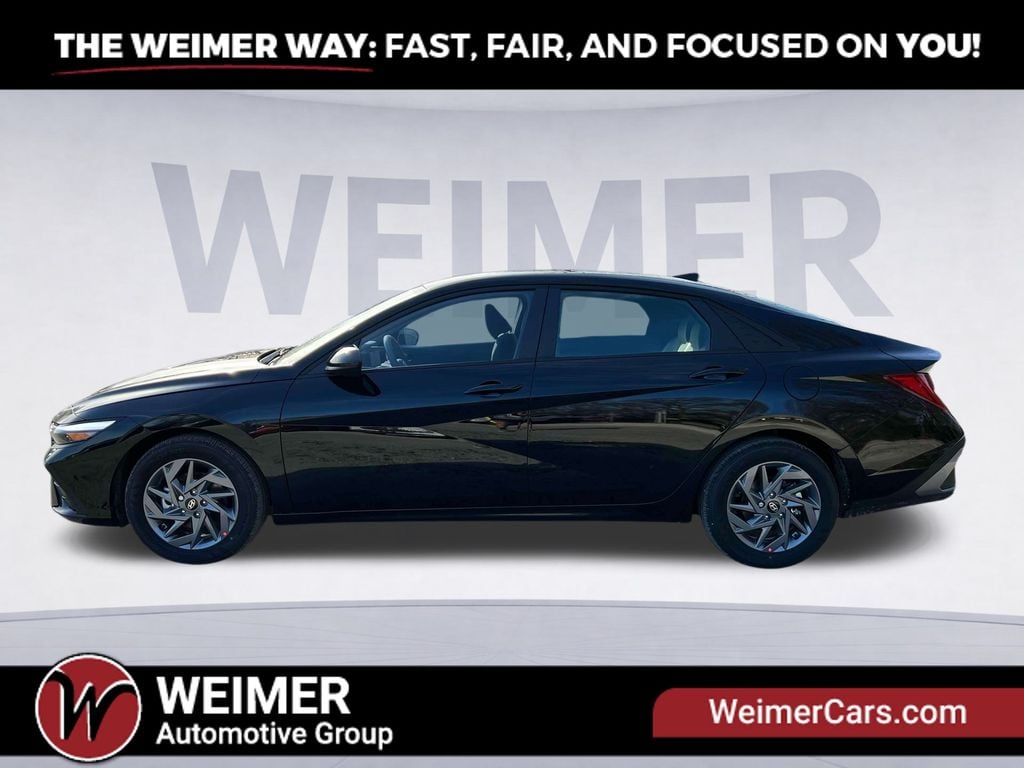 2025 Hyundai Elantra Hybrid Blue Photo in Morgantown WV 26501