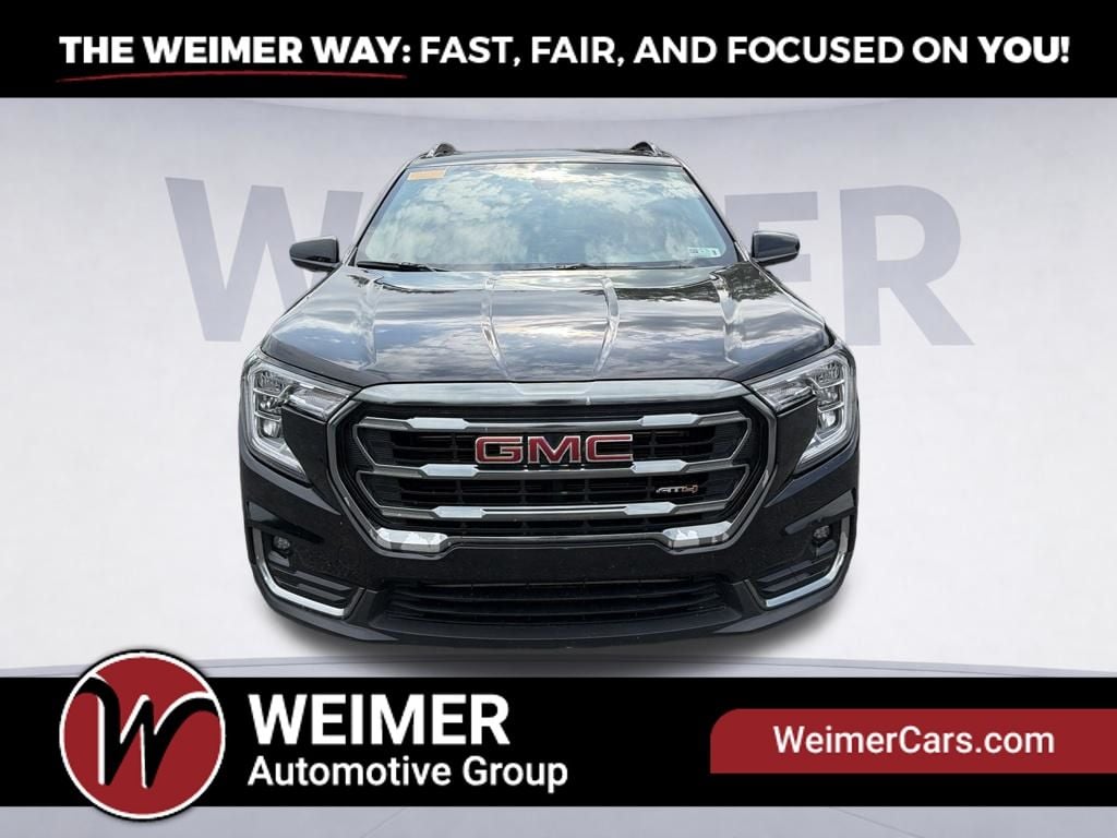 2023 GMC Terrain AT4 Photo in Moorefield WV 26836
