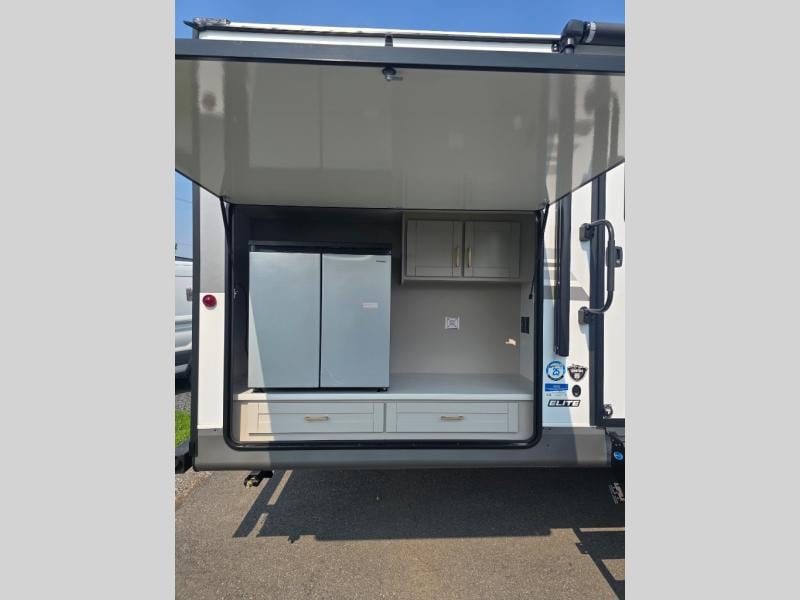 2027 Jayco Jay Flight 295TBS Photo in Moorefield WV 26836