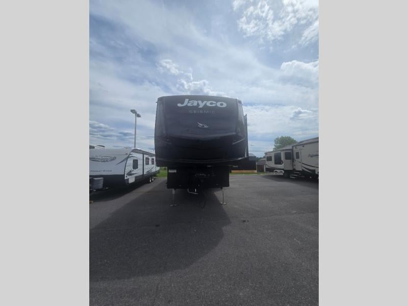 2027 Jayco SEISMIN 359 Photo in Moorefield WV 26836