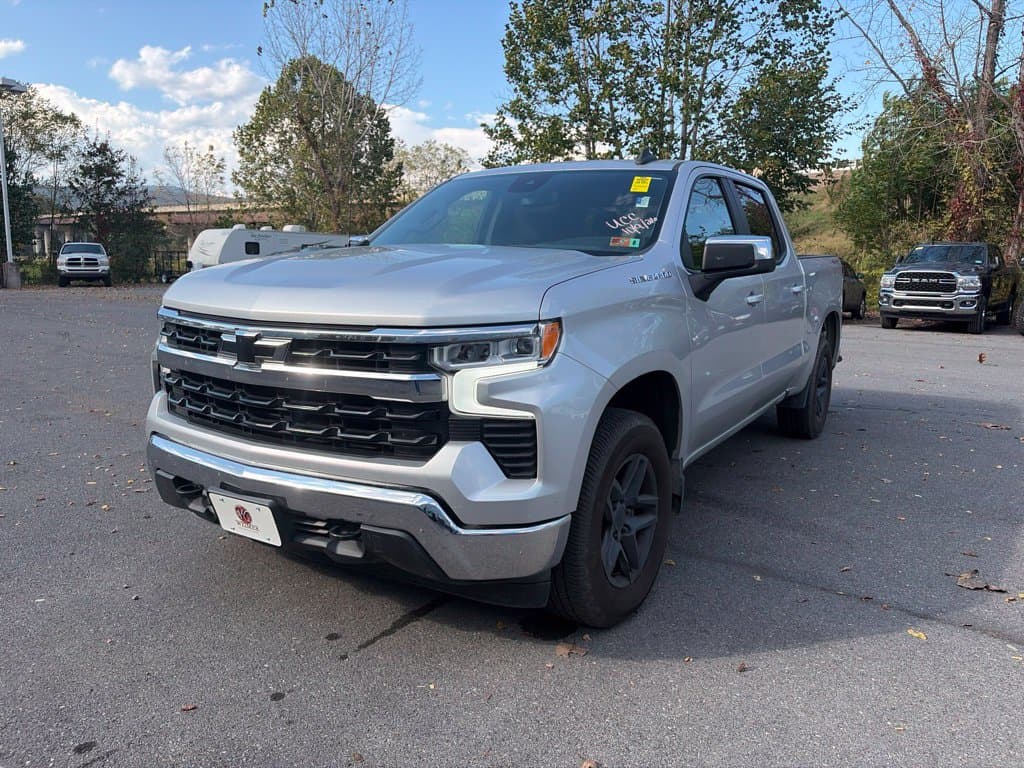 2022 Chevrolet Silverado 1500 LT Photo in Moorefield WV 26836