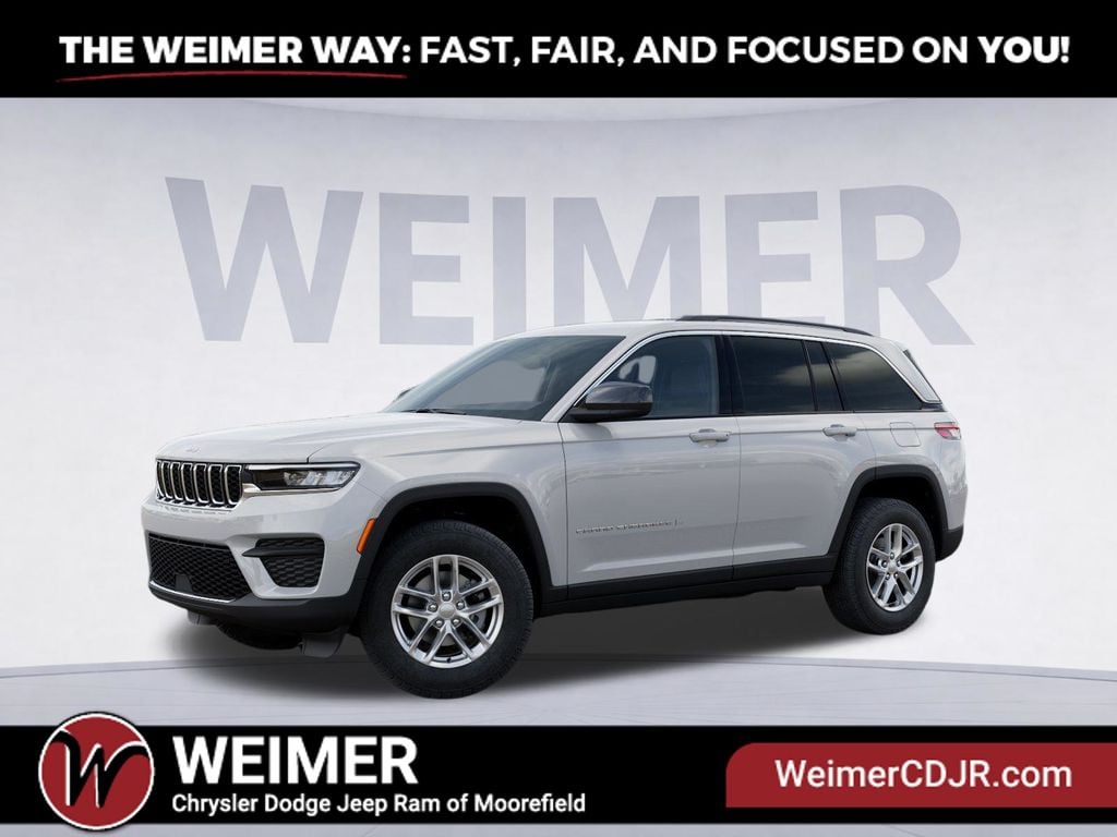 2026 Jeep Grand Cherokee Laredo Photo in Moorefield WV 26836