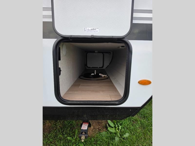 2027 Jayco Jay Feather Air 15MRB Photo in Moorefield WV 26836