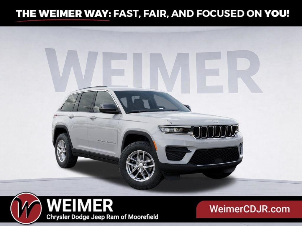 2026 Jeep Grand Cherokee Laredo Photo in Moorefield WV 26836