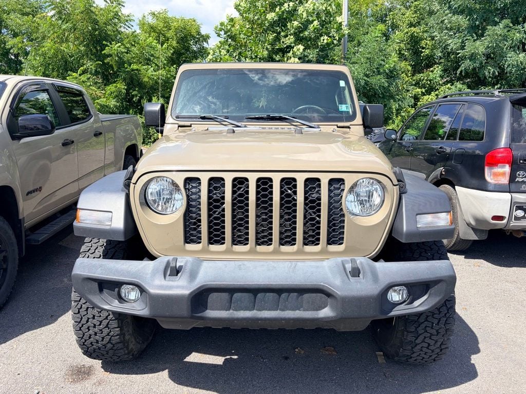 2020 Jeep Gladiator Sport Photo in Moorefield WV 26836
