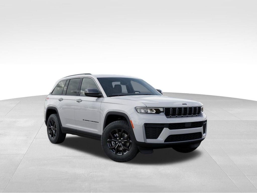 2026 Jeep Grand Cherokee Altitude Photo in Keyser WV 26726
